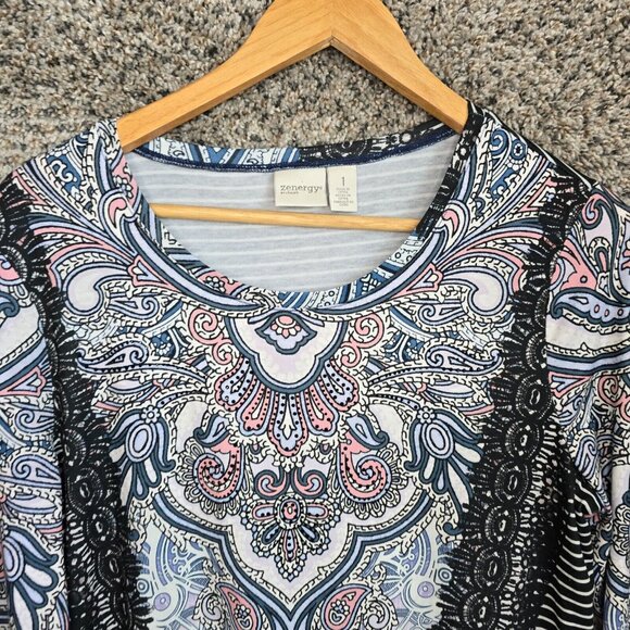 Chicos Zenergy Top Womens 1 US Medium Paisley Print Scoop Neck Tee Casual Ladies - Picture 4 of 7